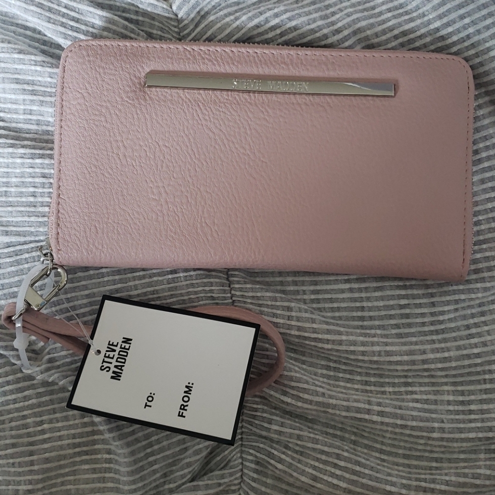 NWT Pink Steve Madden Wallet